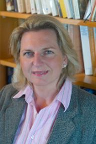 Karin Kneissl